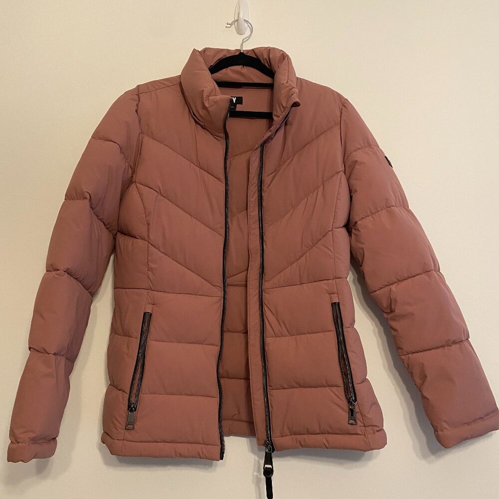 DKNY Dusty Rose Quilted Puffer Jacket w/ Detachable Faux Fur Hood - Size Medium